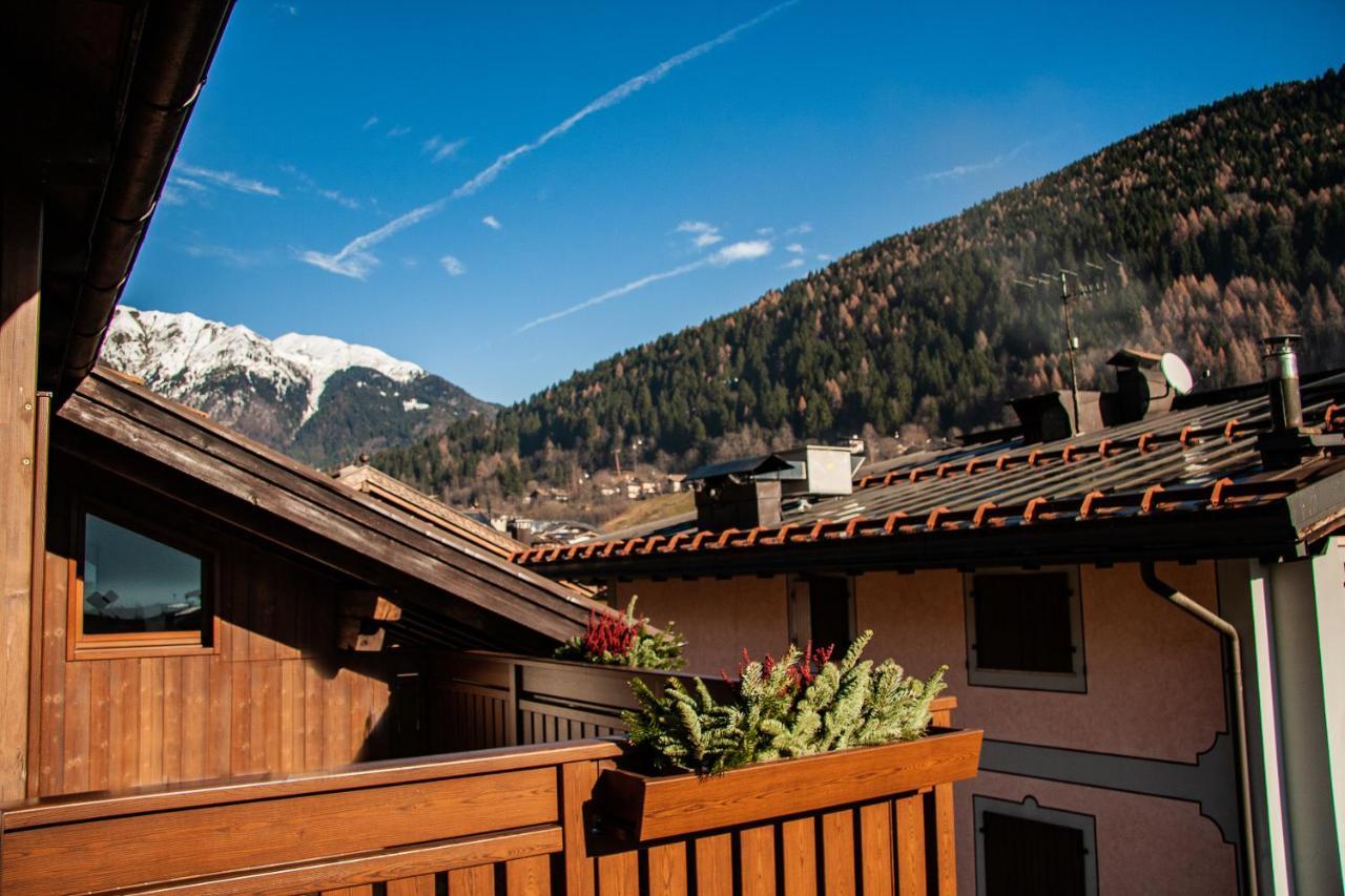 Residenza Marconi Lejlighedshotel Pinzolo Eksteriør billede